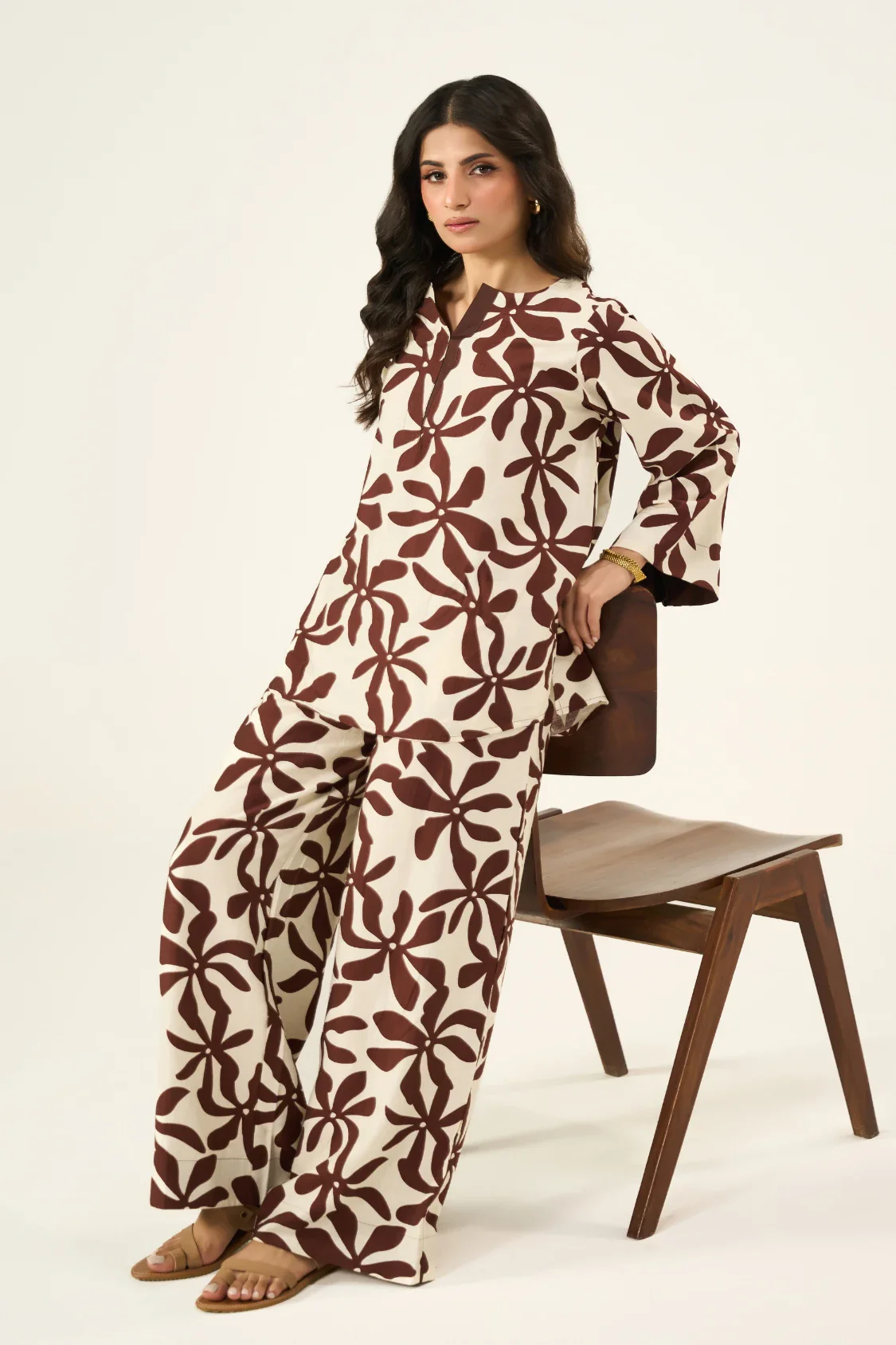 Flora Linen Co-Ord Set - Brown & Cream - Image 3