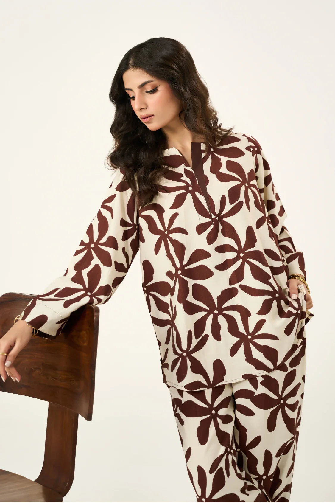 Flora Linen Co-Ord Set - Brown & Cream - Image 6