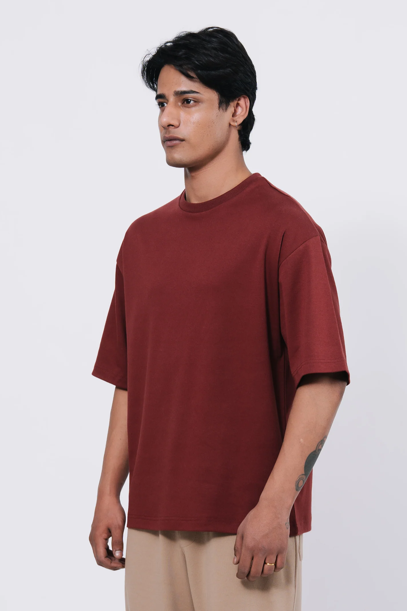 Premium Interlock Oversized T-Shirt – Red - Image 3