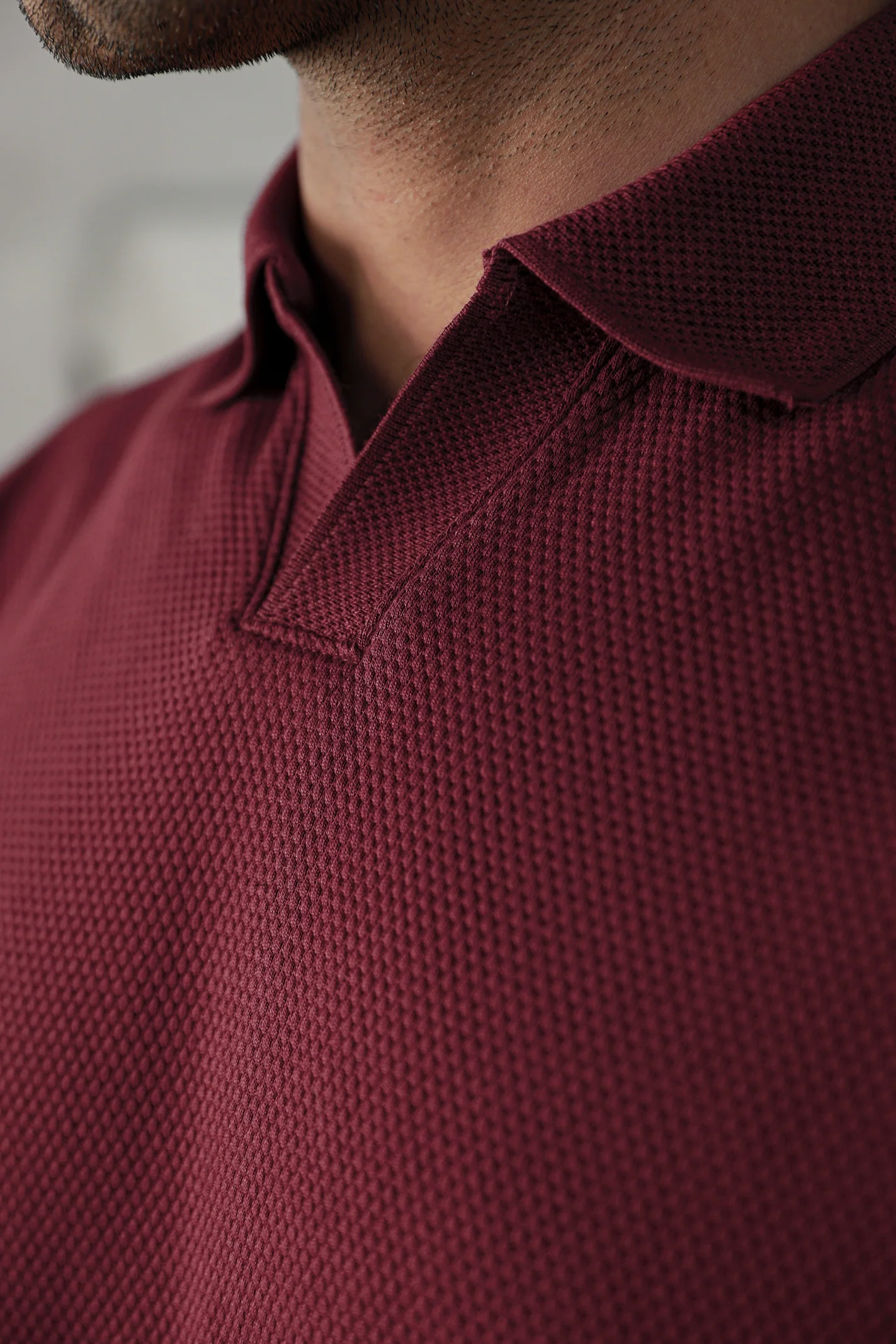 Textured Popcorn Polo Shirt – Maroon - Image 3