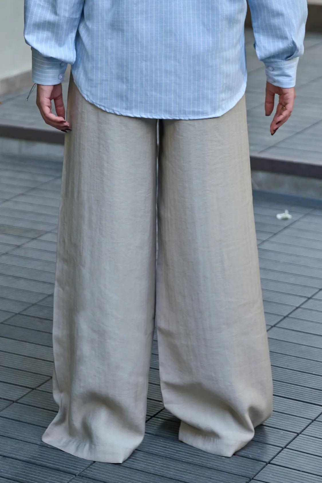 Wide Linen Pants - Beige - Image 4